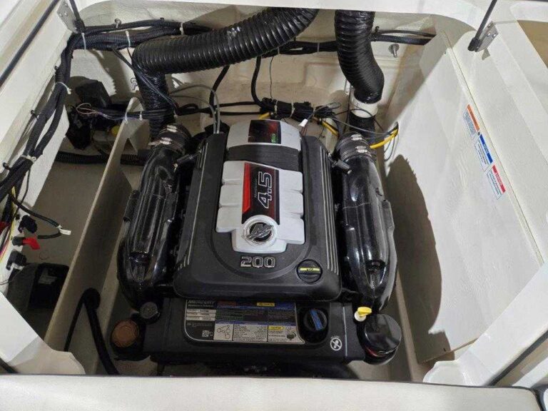 2020 Bayliner VR5 US-BLBX2215J920 [photo 11]